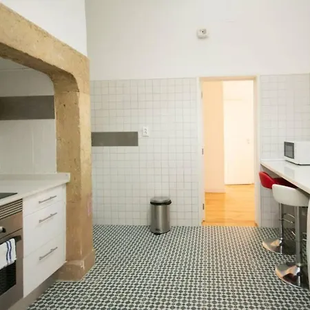 Cosy Baixa Apartment2 דירה *